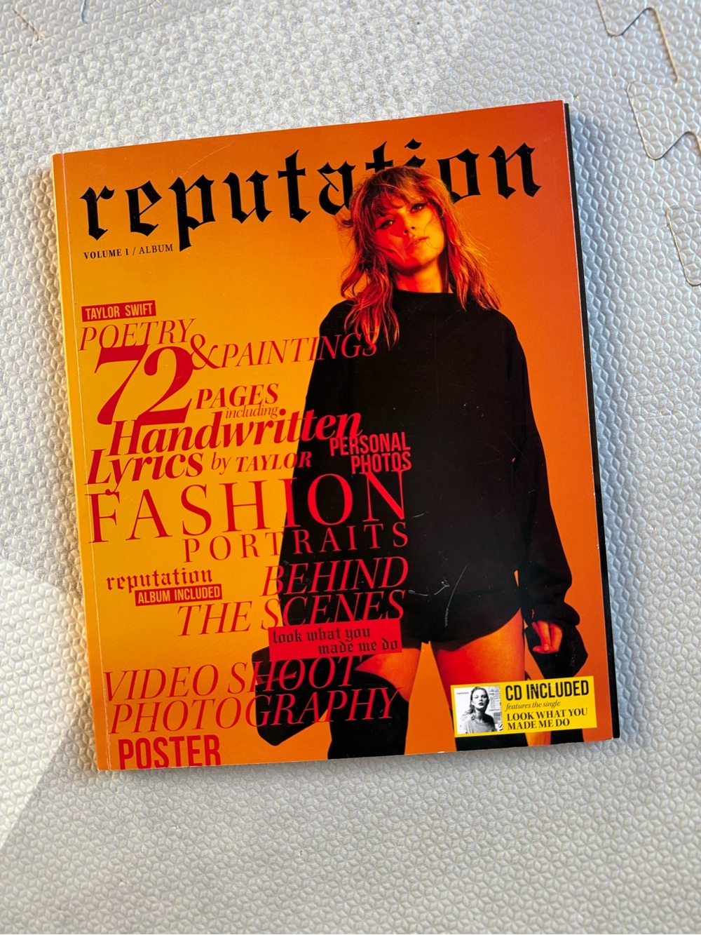 Exclusive Taylor Swift Reputation book & poster CD NOT INCLUDED